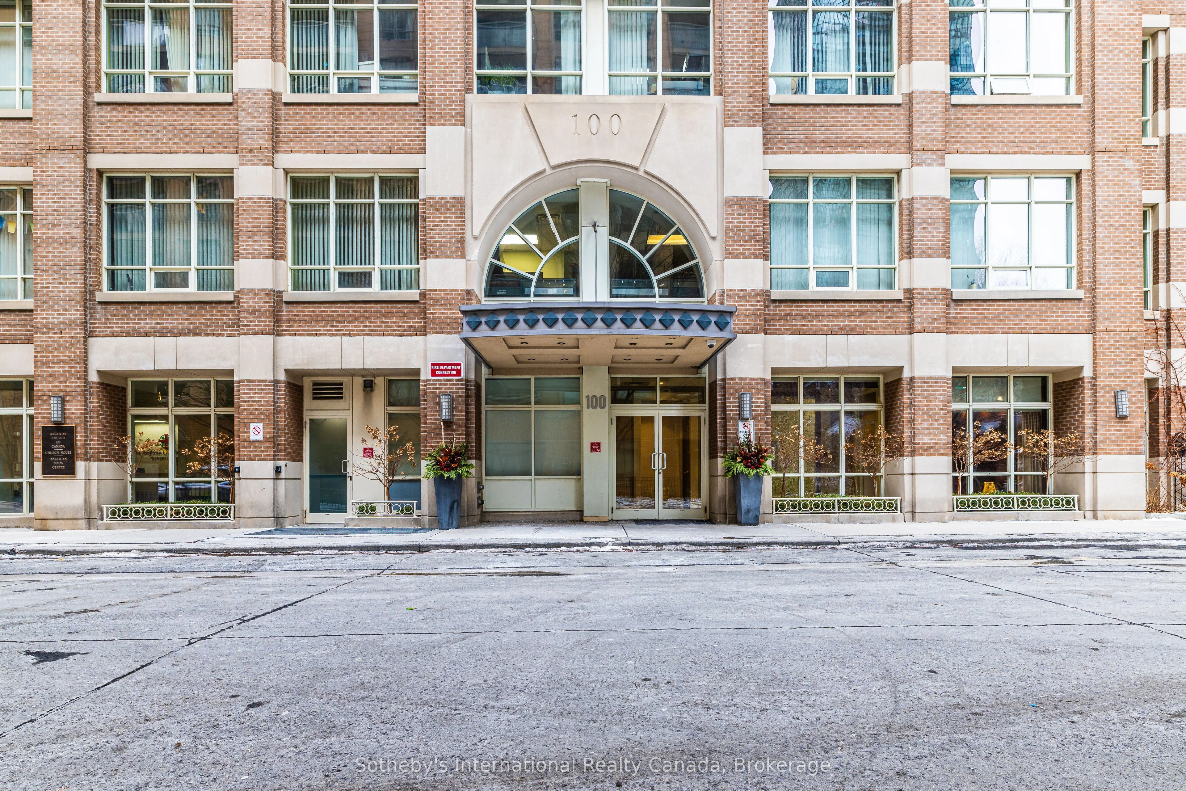 100 Hayden Street 901, Toronto C08, ON M4Y 3C7