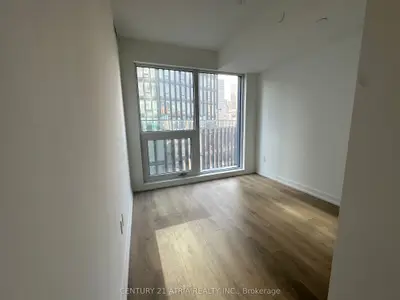 82 Dalhousie Street 1003, Toronto C08, On M5b 0c5