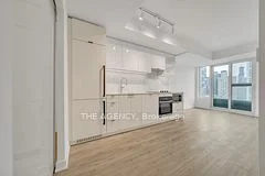 252 Church Street 2005, Toronto C08, ON M5B 1Z2