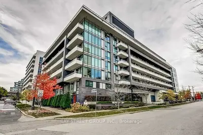 Condo Apartment in Toronto