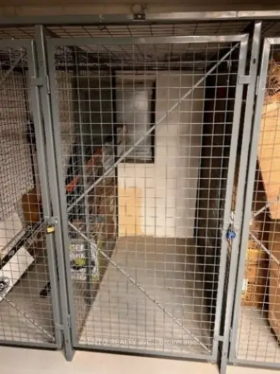 Locker in Toronto