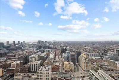 108 Peter Street 4212, Toronto C01, On M5v 0w2
