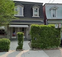 7 Givins Street, Toronto C01, On M6j 2x5