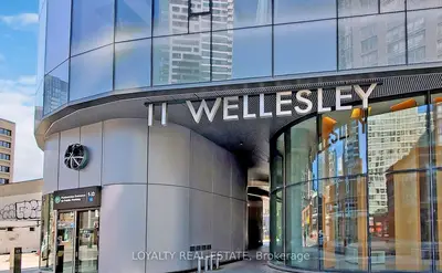 Condo Apartment in Toronto