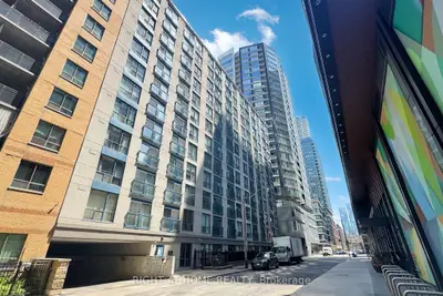Condo Apartment in Toronto