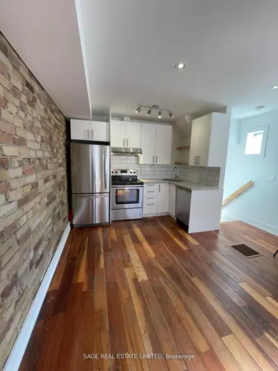 Duplex in Toronto