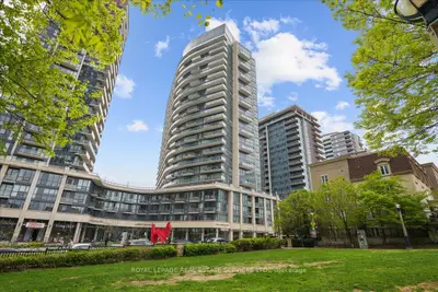 Condo Apartment in Toronto