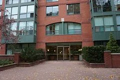 95 Prince Arthur Avenue 812, Toronto C02, On M5r 3p6