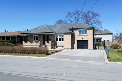 Detached in Toronto