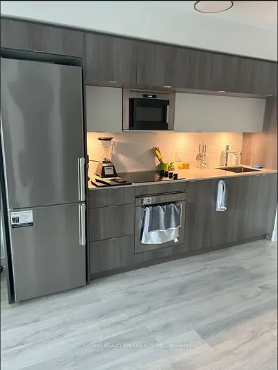 Condo Apartment in Toronto