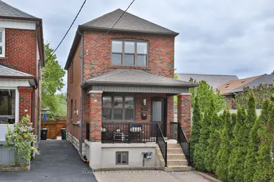 Detached in Toronto