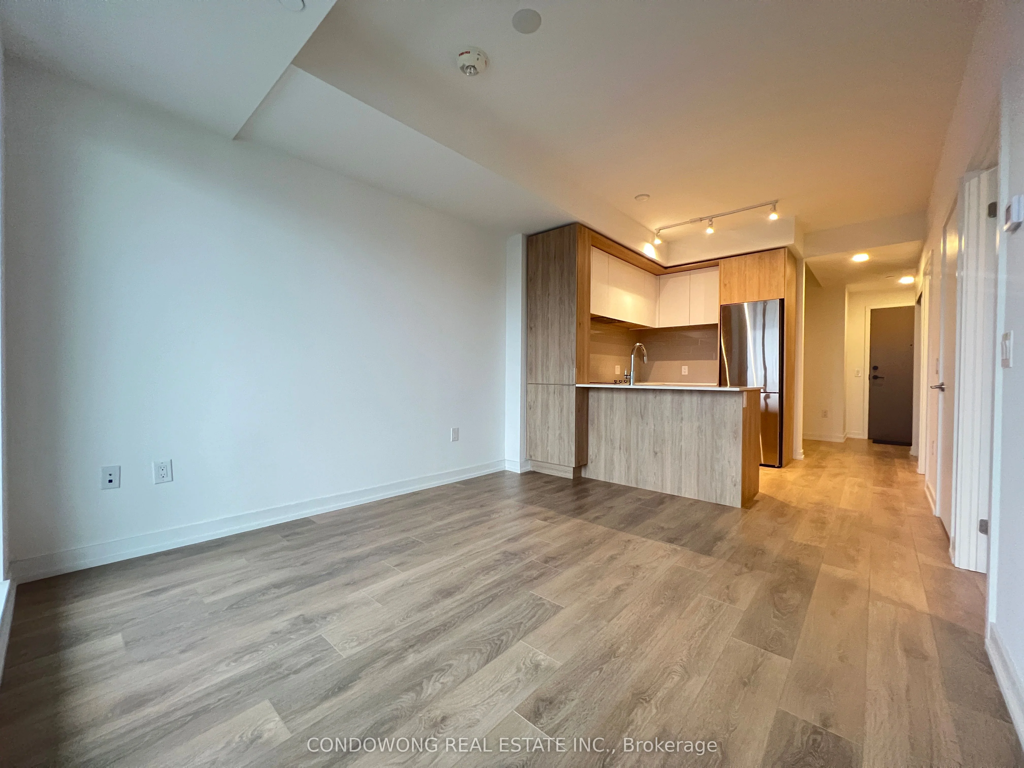 225 Sumach Street 2506, Toronto C08, On M5a 0p8