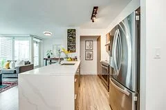 81 Navy Wharf Court 3308, Toronto C01, On M5v 3s2