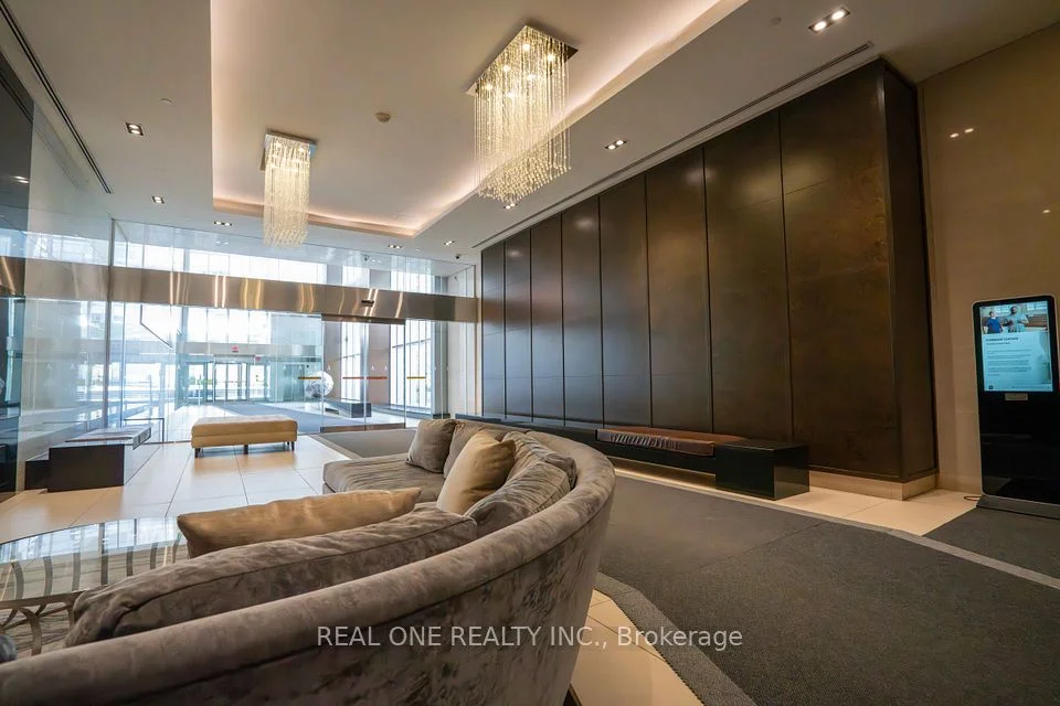 386 Yonge Street 3611, Toronto C01, On M5b 0a5