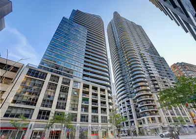 Condo Apartment in Toronto