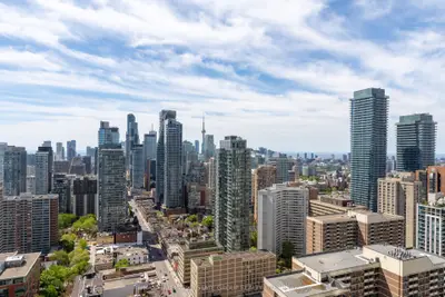 Condo Apartment in Toronto