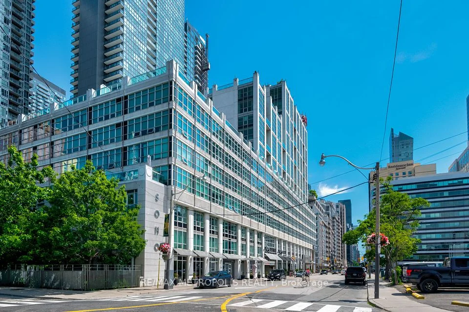 350 Wellington Street W 214, Toronto C01, ON M5V 3W9