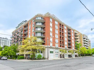 Condo Apartment in Toronto