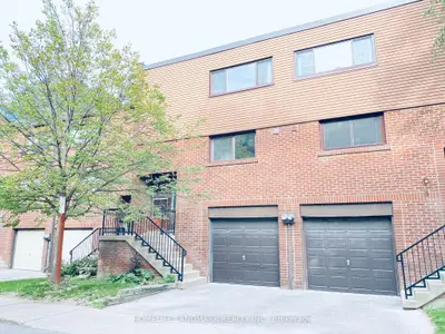 Condo Townhouse in Toronto