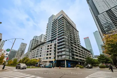 Condo Apartment in Toronto