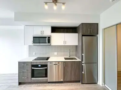 Condo Apartment in Toronto