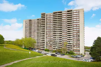 Condo Apartment in Toronto