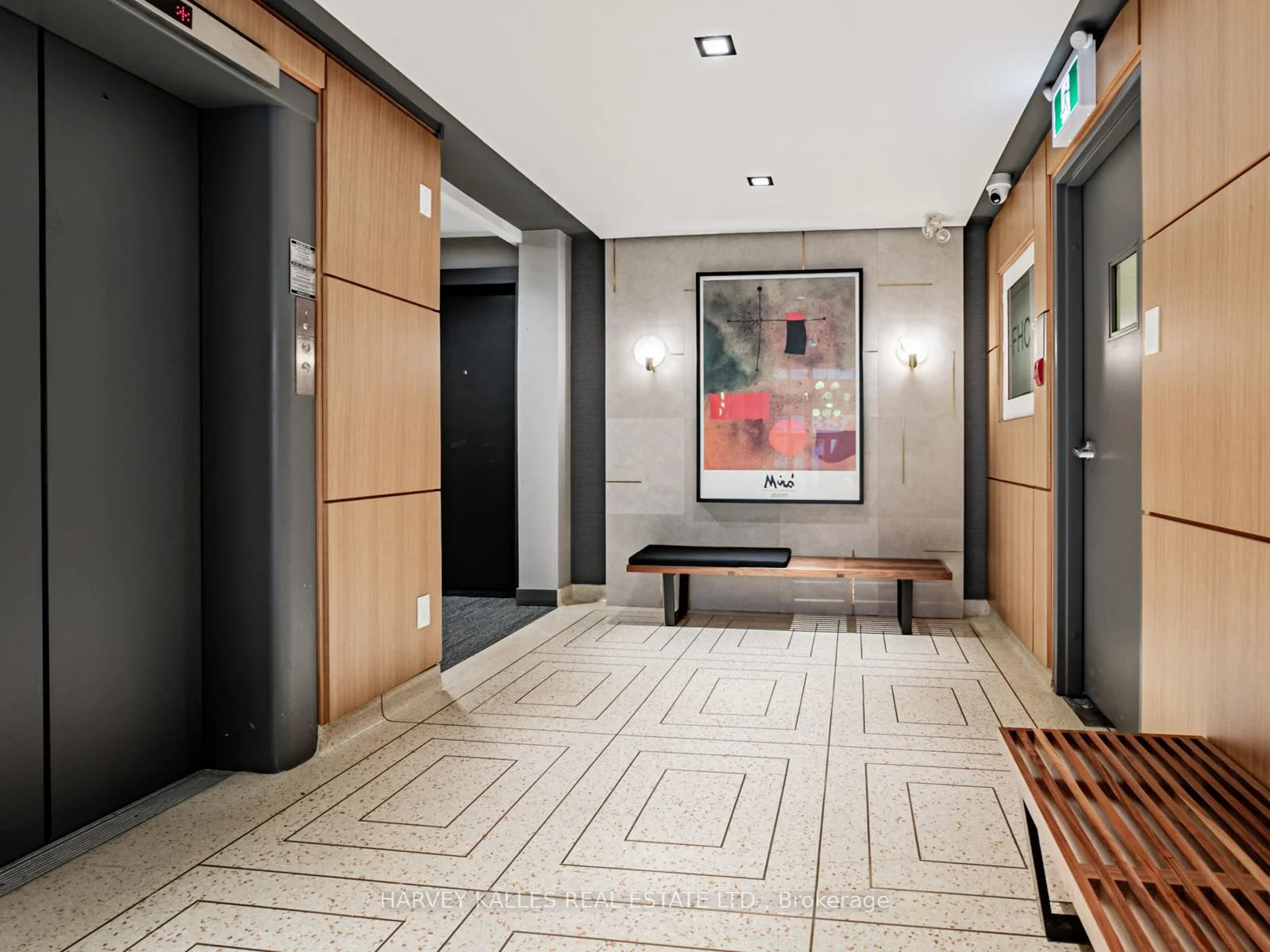33 Price Street 36, Toronto C09, On M4w 1z1