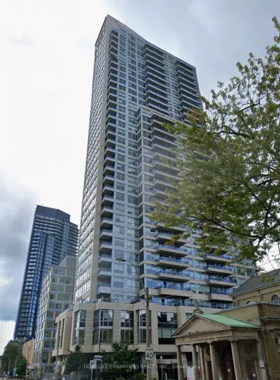 Condo Apartment in Toronto