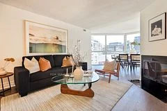 701 King Street W 1013, Toronto C01, On M5v 2w7