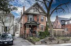 85 Duggan Avenue, Toronto C02, ON M4V 1Y1