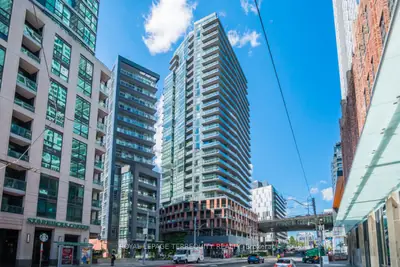 20 Bruyeres Mews 2106, Toronto C01, On M5v 0g8