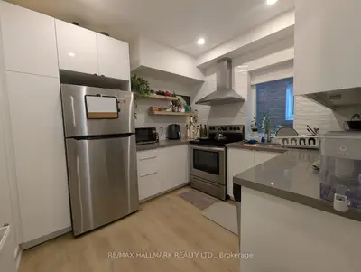 Duplex in Toronto