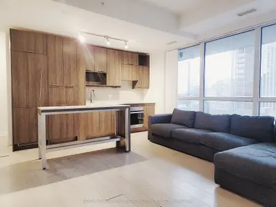 30 Nelson Street 1806, Toronto C01, On M5v 0h4