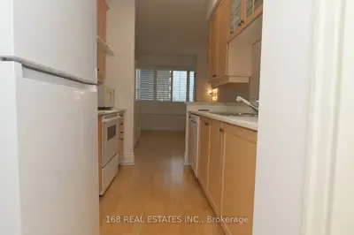 Condo Apartment in Toronto