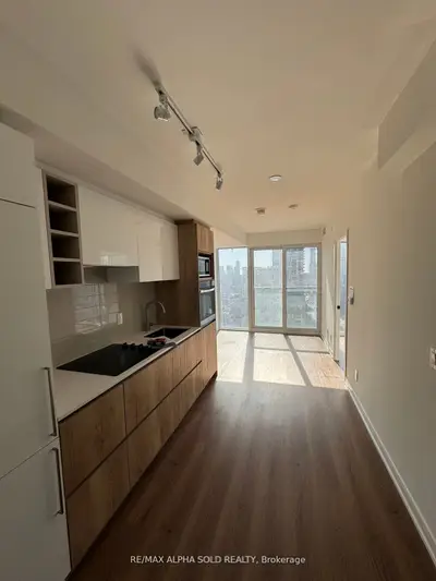 319 Jarvis Street E 1801, Toronto C08, On M5b 2c2