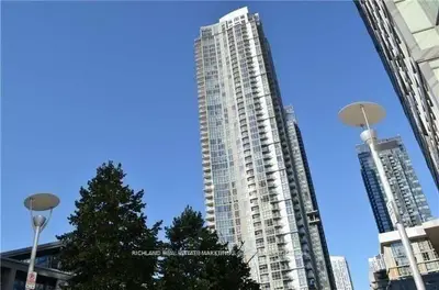 35 Mariner Terrace 5010, Toronto C01, On M5v 3v9