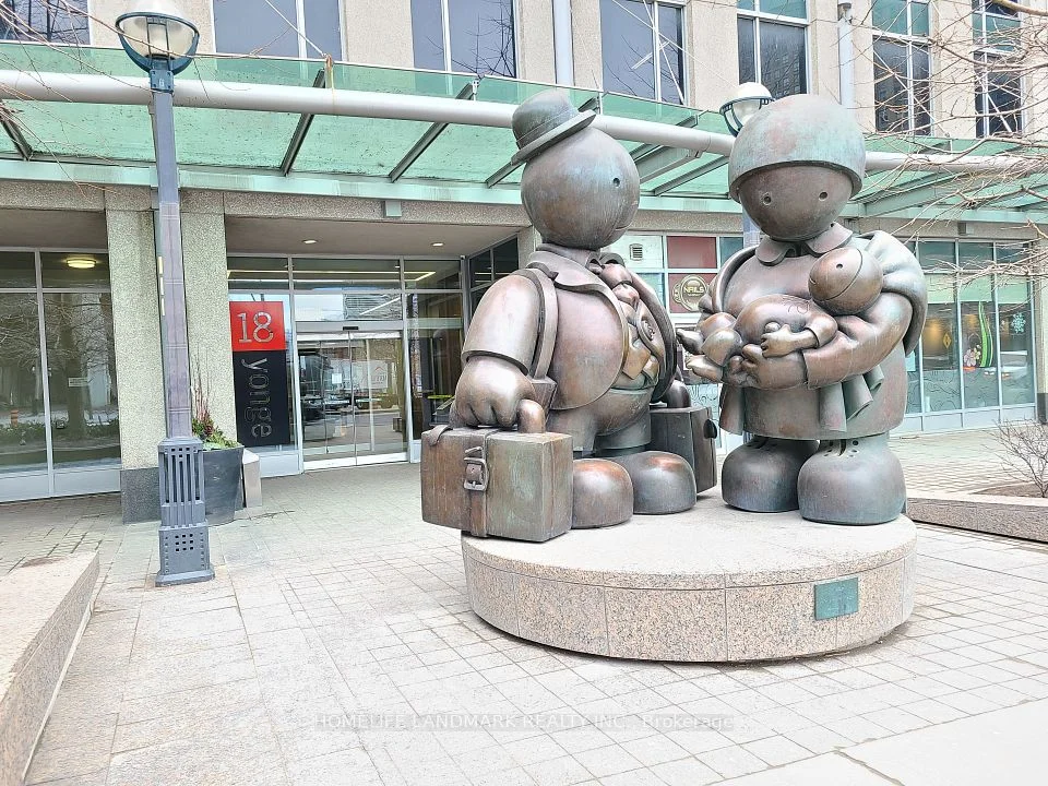 18 Yonge Street 1303, Toronto C01, ON M5E 1Z8