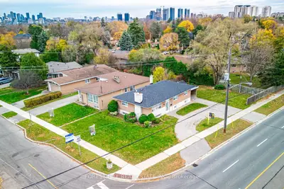 Detached in Toronto