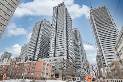 117 Broadway Avenue 2510, Toronto C10, On M4p 1v3