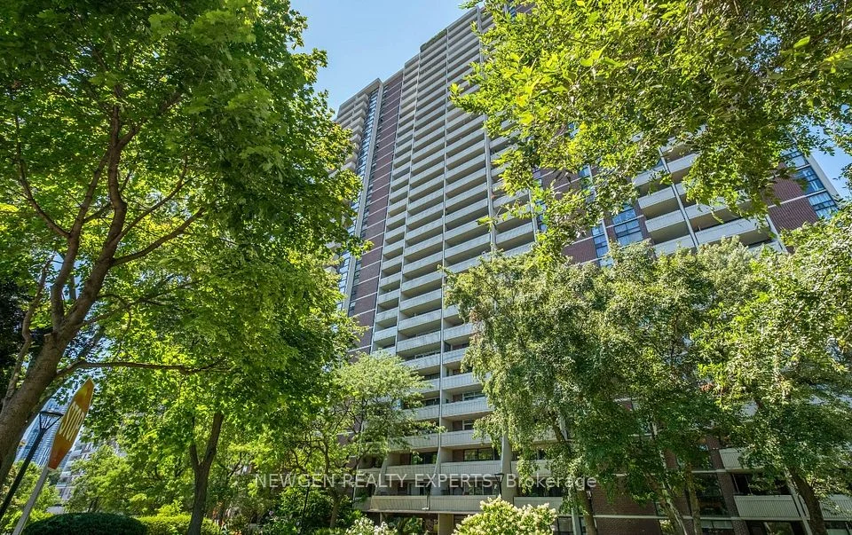 40 Homewood Avenue E 708, Toronto C08, ON M4Y 2K2