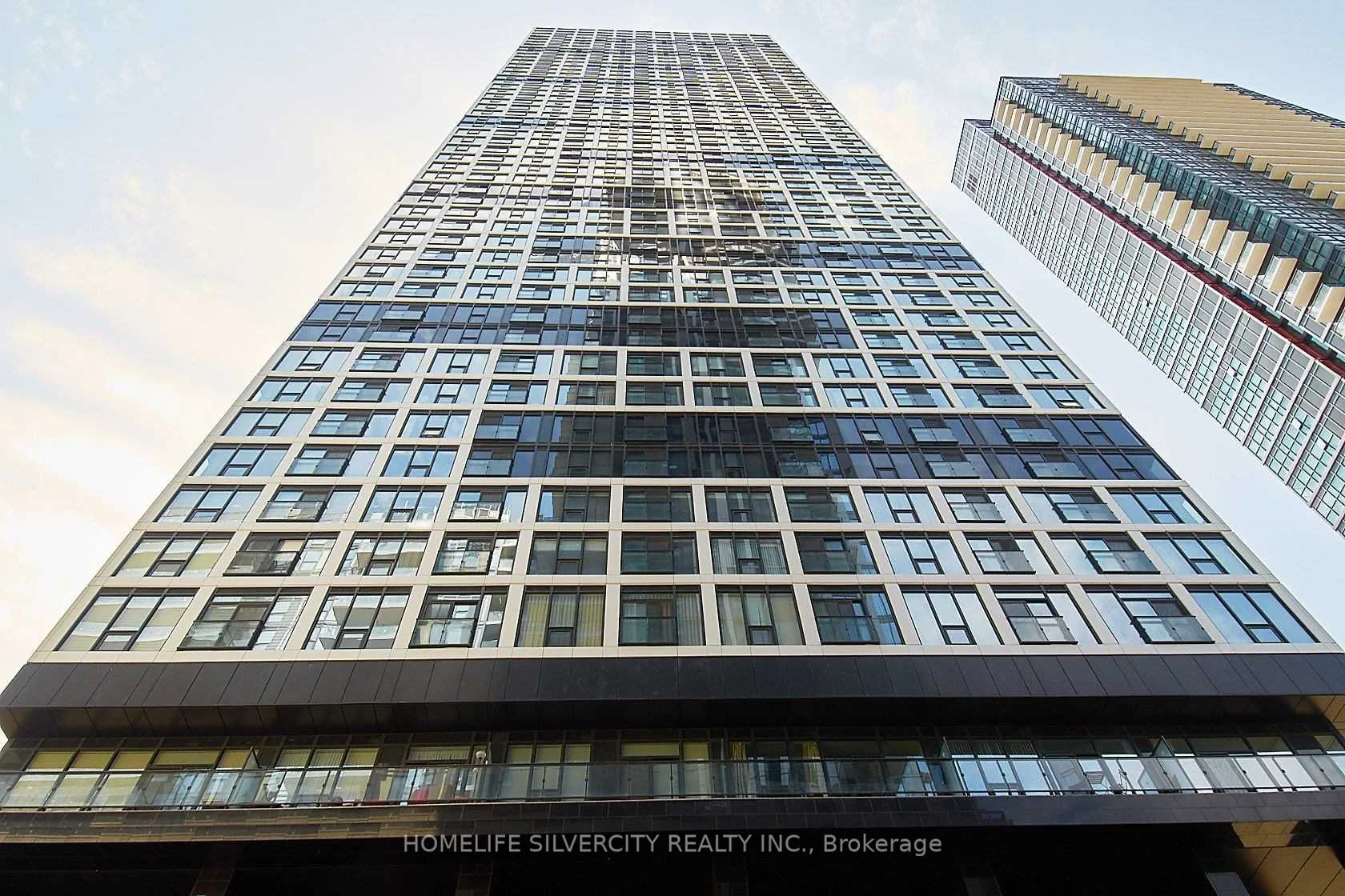 181 Dundas Street E 4511, Toronto C08, On M5a 0n5