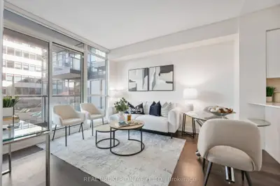 Condo Apartment in Toronto