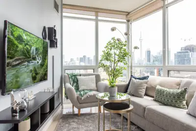 Condo Apartment in Toronto