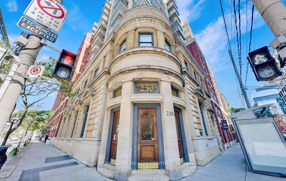 230 King Street E 522, Toronto C08, ON M5A 1K5