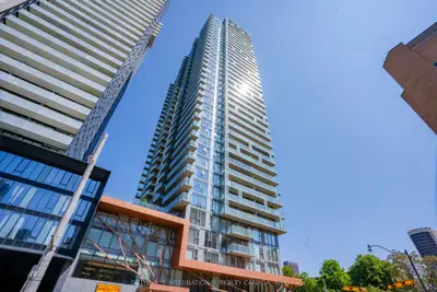 50 Wellesley Street E 2810, Toronto C08, On M4y 0c8