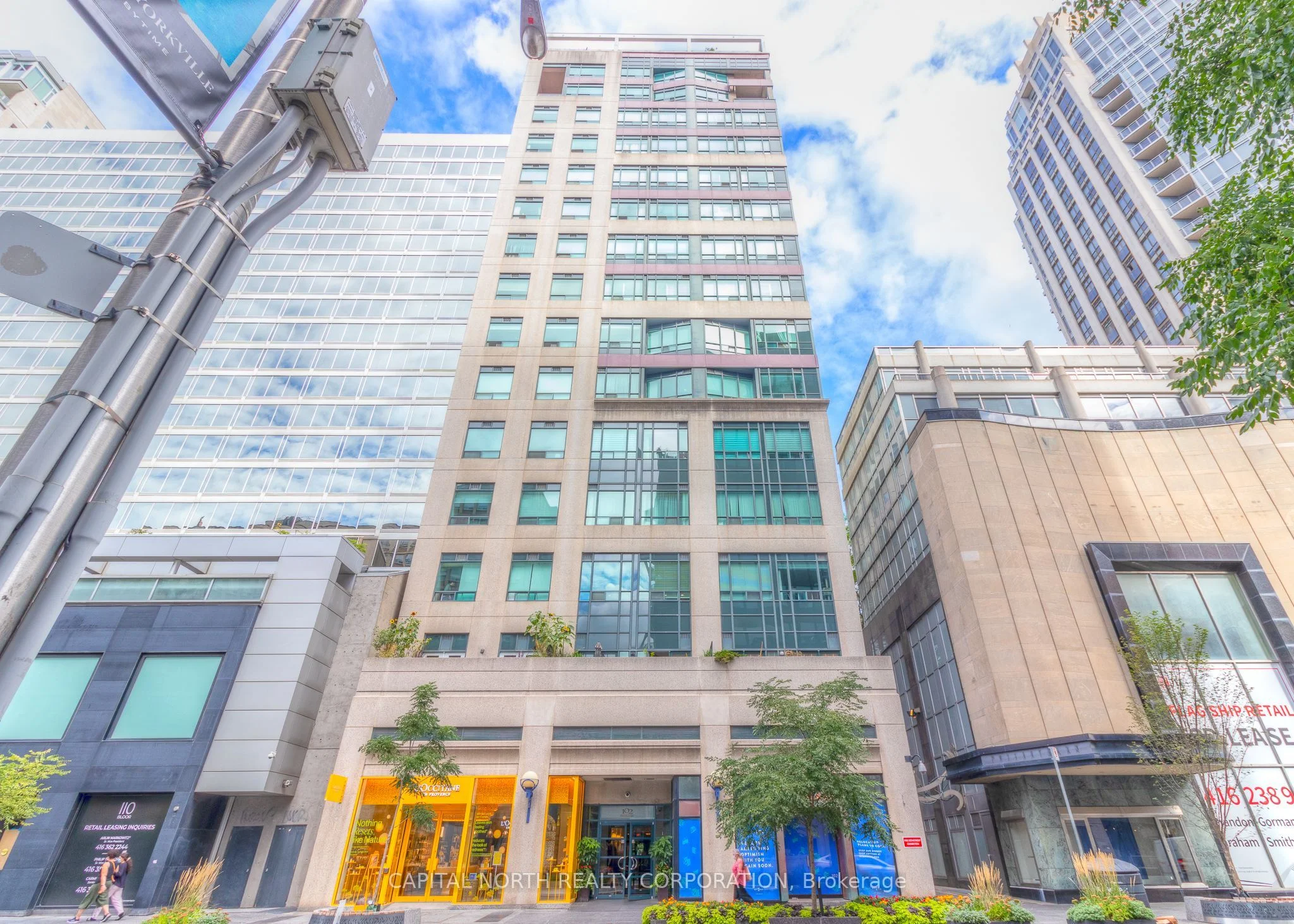 102 Bloor Street W PH5, Toronto C02, ON M5S 1M8