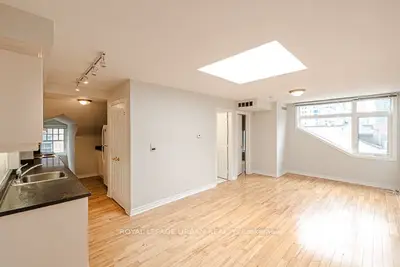 648a Yonge Street 300, Toronto C01, On M4y 2a6