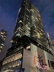290 Adelaide Street W 3903, Toronto C01, ON M5V 1P6