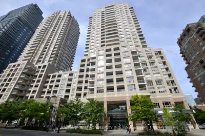 Condo Apartment in Toronto