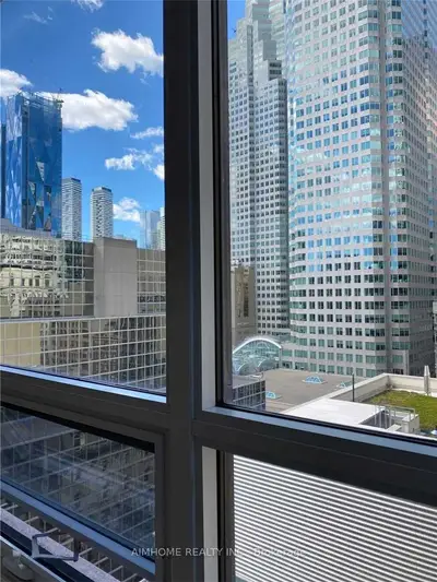 88 Scott Street 1112, Toronto C08, On M5e 0a9